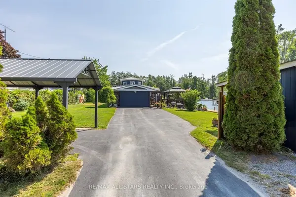 2 Sackitt RD, Kawartha Lakes, ON K0M 1N0