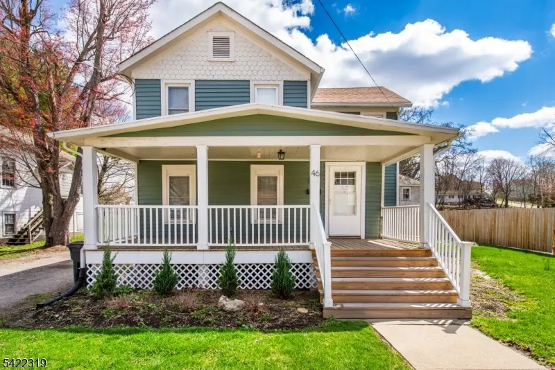 46 E Main St, Sussex Boro, NJ 07461
