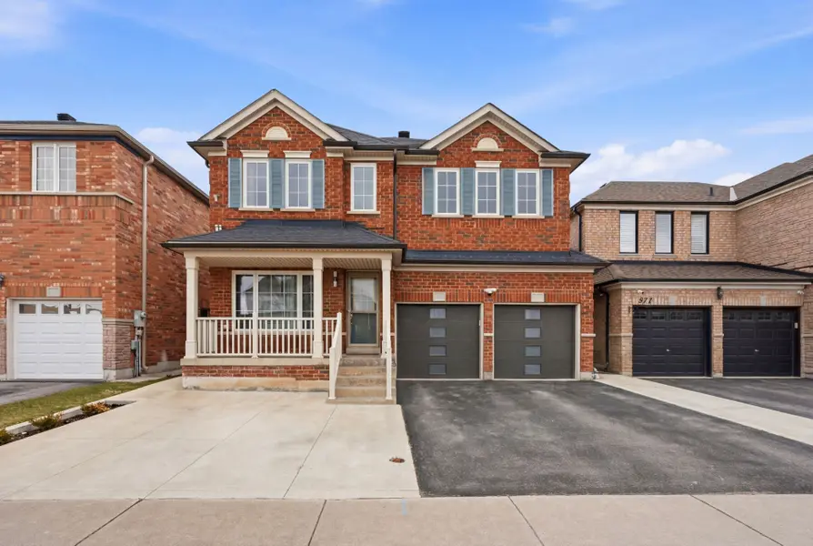 39 Carter-Bennett DR #Lower, Ajax, ON L1T 4N4