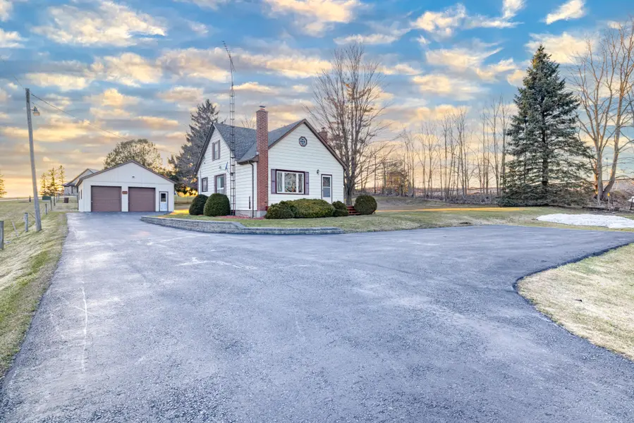 3040 Sandhills RD, Wilmot, ON N3A 2V7