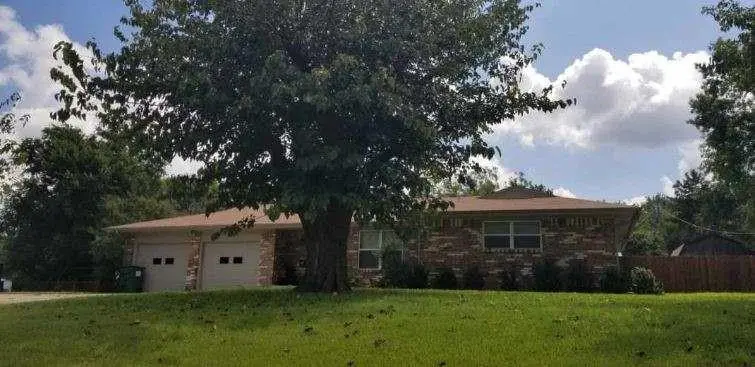 505 Galia Street, Bowie, TX 76230