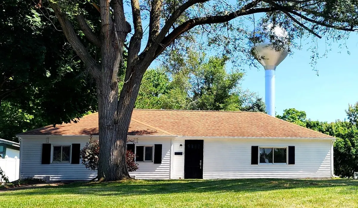 431 Smith ST, Portland, MI 48875