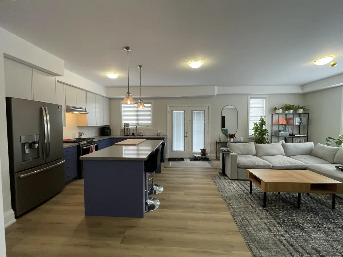 670 Park RD #2, Innisfil, ON L9S 0E8