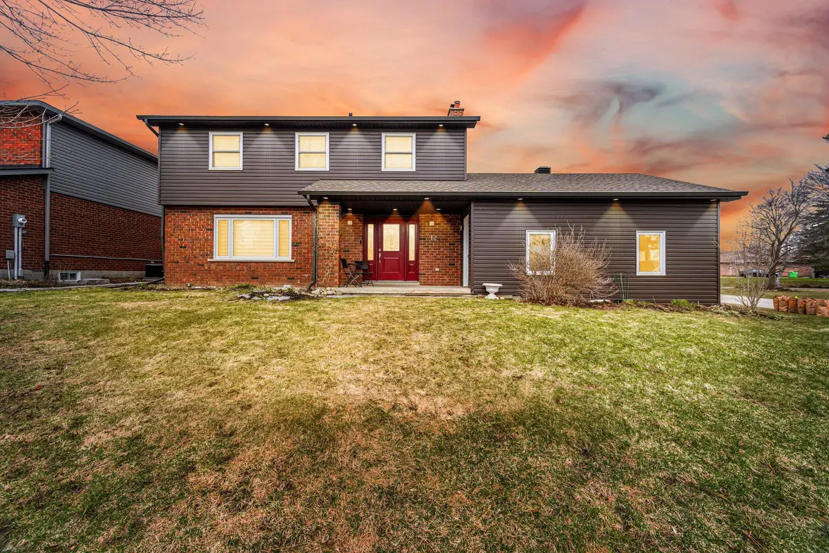 12 Pine ST, Erin, ON N0B 1T0