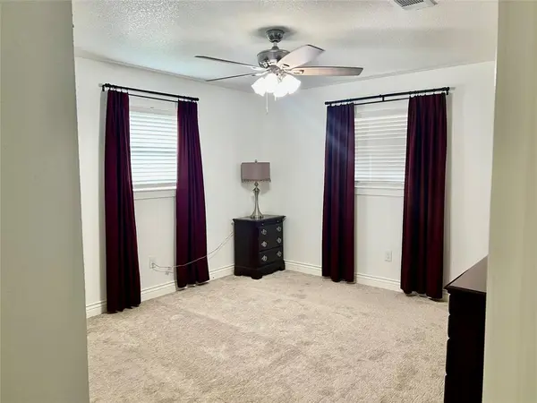 505 Galia Street, Bowie, TX 76230