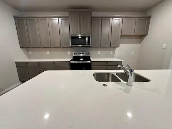 6024 Pitcher Way, Providence Village, TX 76227