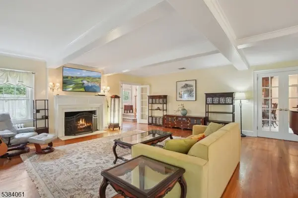 12 Edgewood Rd, Edison Twp., NJ 08820