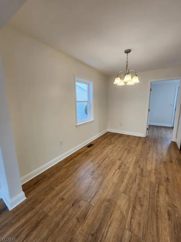 34 Scott Ave, Sayreville Boro, NJ 08879