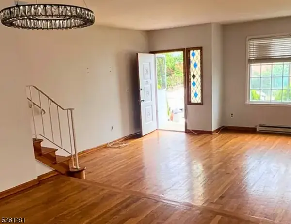 73-75 Maple St, Paterson City, NJ 07522