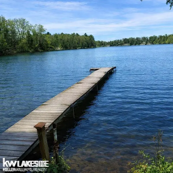 2603 Crescent Shores DR, Traverse City, MI 49685