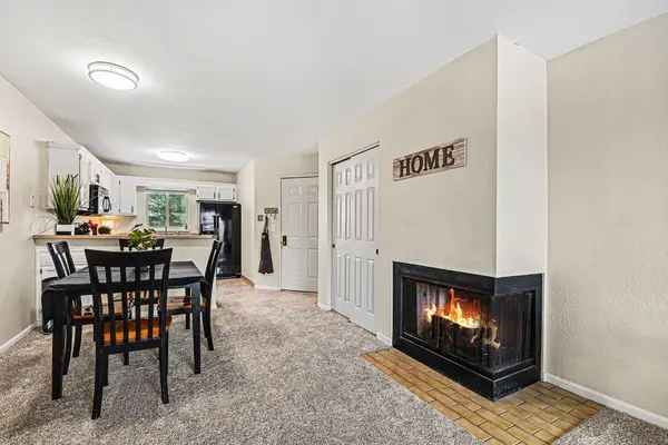 3392 Devonwood HLS NE #F, Plainfield Twp, MI 49525