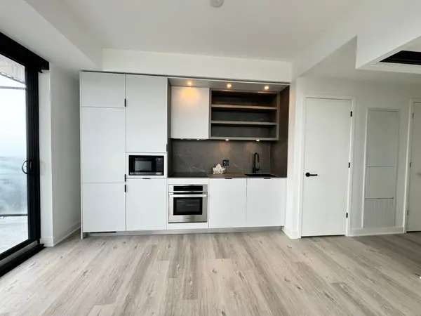 55 Charles ST E #4211, Toronto C08, ON M4Y 0J1