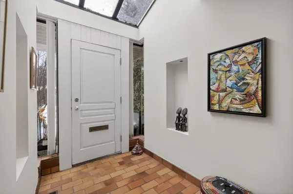 80 Donwoods DR, Toronto C12, ON M4N 2G5