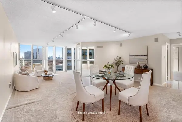 10 Tichester RD #1006, Toronto C03, ON M5P 3M4