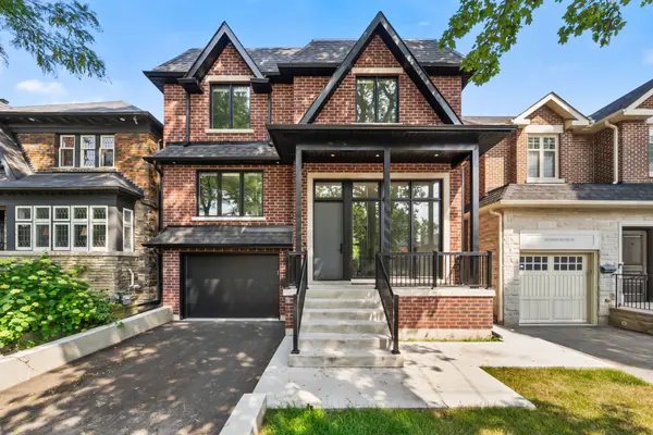 66 Parkhurst BLVD, Toronto C11, ON M4G 2E2