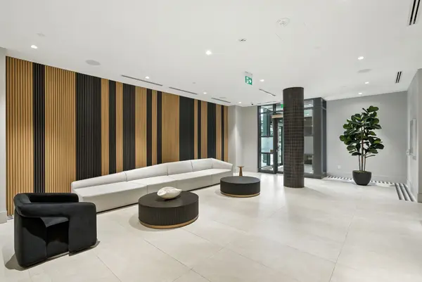 2545 Simcoe ST N #802, Oshawa, ON L1L 0W3