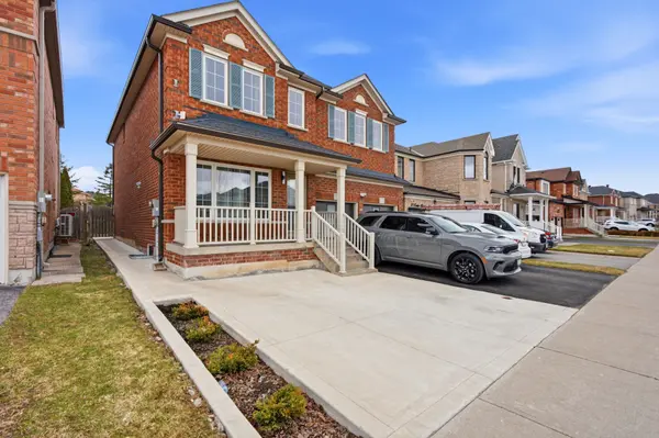 39 Carter-Bennett DR #Lower, Ajax, ON L1T 4N4