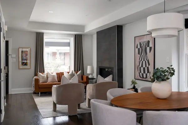 77 Dearbourne AVE, Toronto E01, ON M4K 1M6