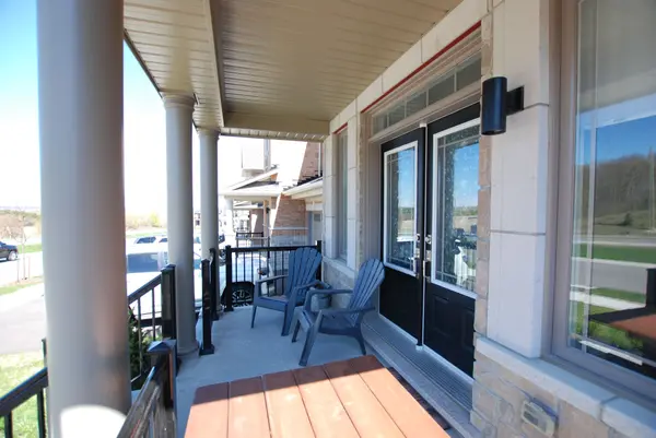 45 Frank Kelly DR, East Gwillimbury, ON L9N 0V2