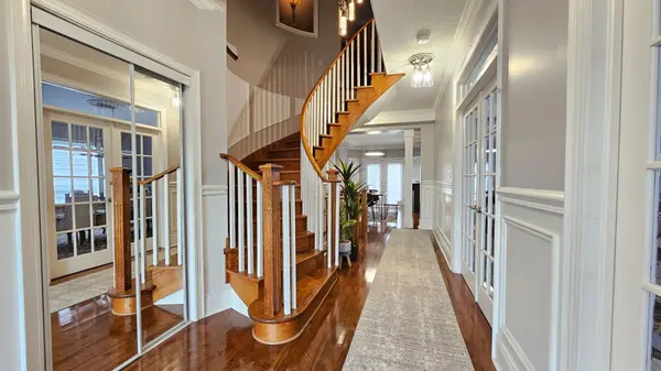 1194 Mitchell CT, Innisfil, ON L9S 5A5