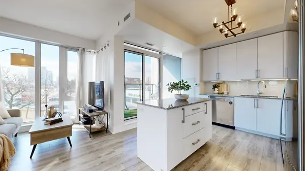 9600 Yonge ST #207-B, Richmond Hill, ON L4C 0X3