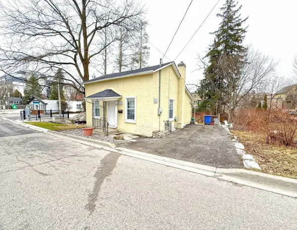 83 Temperance ST, Aurora, ON L4G 2R1