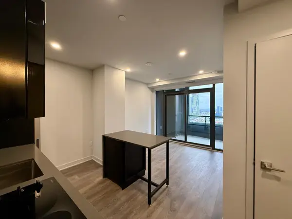 2920 Highway 7 N/A #1912, Vaughan, ON L4K 0P4