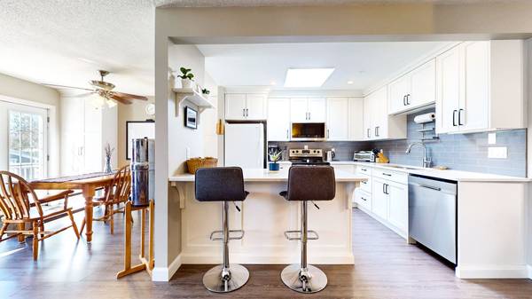 74 Telfer RD, Collingwood, ON L9Y 4S2