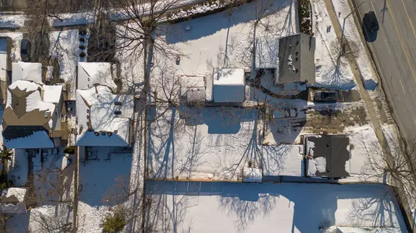 755 Maple AVE, Burlington, ON L7S 2K1