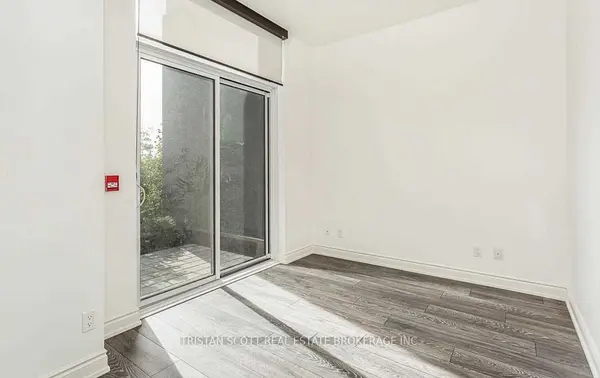 1050 Main ST #102, Milton, ON L9T 6H7