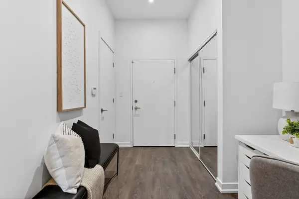 4040 Upper Middle RD #418, Burlington, ON L7M 0H2