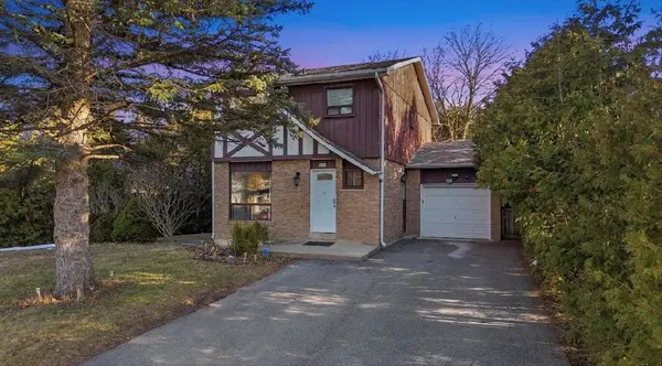 182 Ridge RD, Caledon, ON L7E 4V4