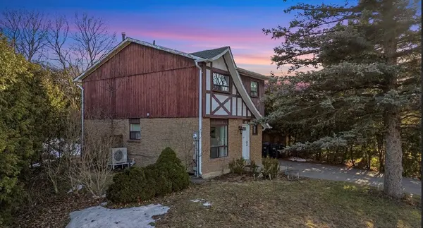 182 Ridge RD, Caledon, ON L7E 4V4