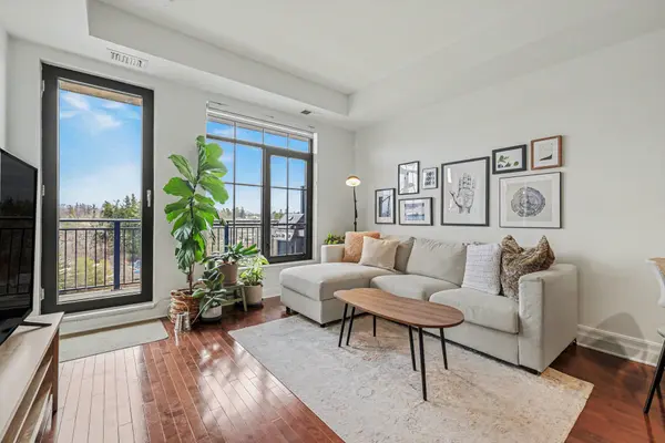 330 Loretta AVE S #810, Dows Lake - Civic Hospital And Area, ON K1S 4E8