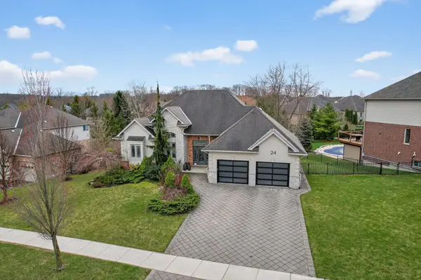 24 Earlscourt TER, Middlesex Centre, ON N0L 1R0