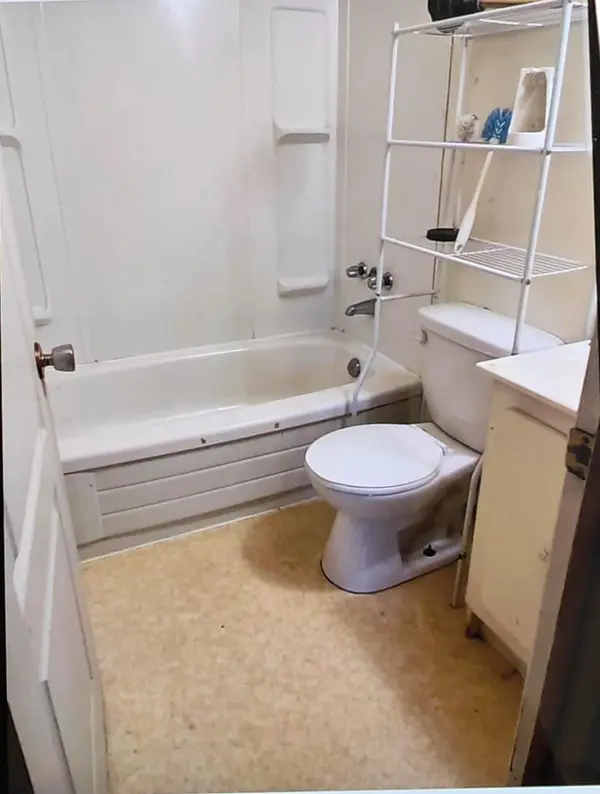 14 Isabella ST #1, South River, ON P0A 1X0