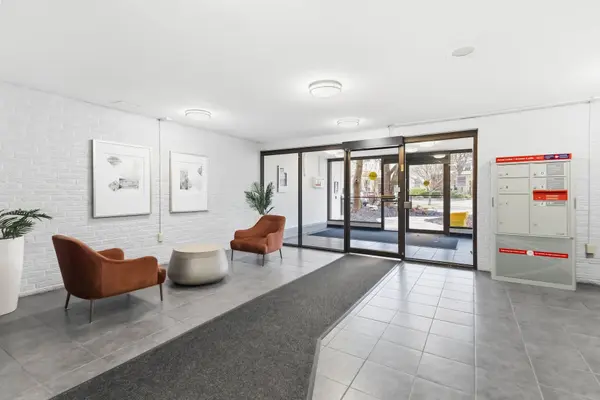 498 Queens AVE #802, London East, ON N6B 3K9