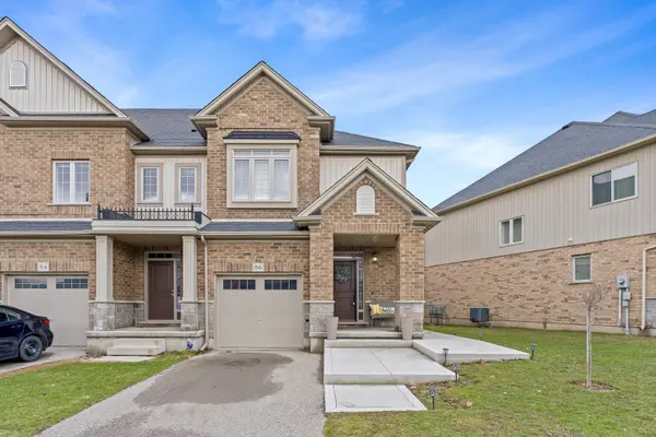 86 Pettitt DR, Guelph, ON N1E 0M2