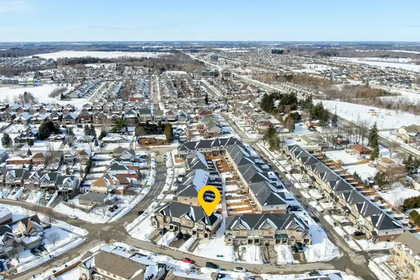 86 Pettitt DR, Guelph, ON N1E 0M2