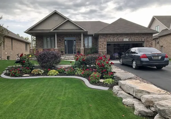 27 South Harbour DR, Kawartha Lakes, ON K0M 1A0