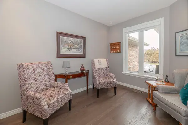 27 South Harbour DR, Kawartha Lakes, ON K0M 1A0