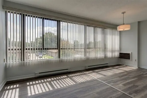 135 Base Line RD W #308, London South, ON N6J 4W4