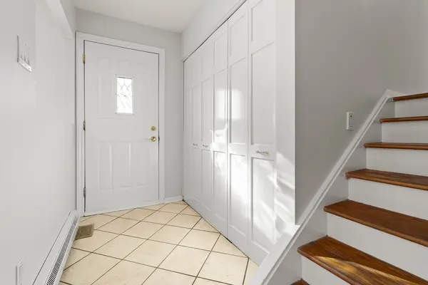 26 A & B Ettrick CRES, Barrhaven, ON K2J 1G1