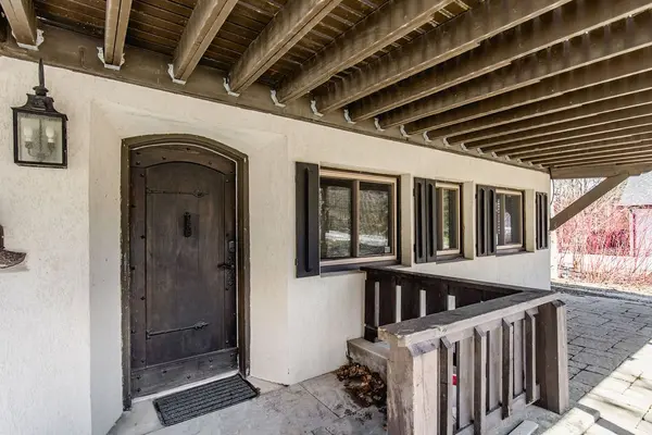 138 ST MORITZ CRES, Blue Mountains, ON L9Y 0S6