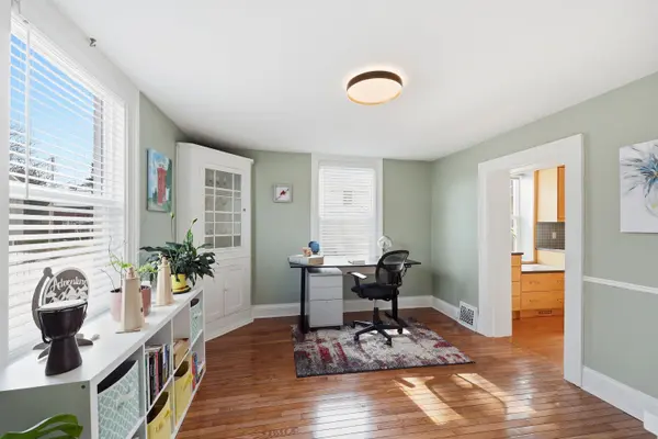 270 Charles ST S, Gananoque, ON K7G 1W5