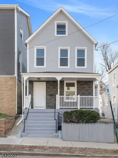 125 Brookside Ave, Irvington Twp., NJ 07111