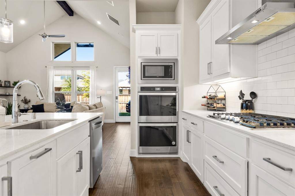 2270 English Ivy Road, Frisco, TX 75033