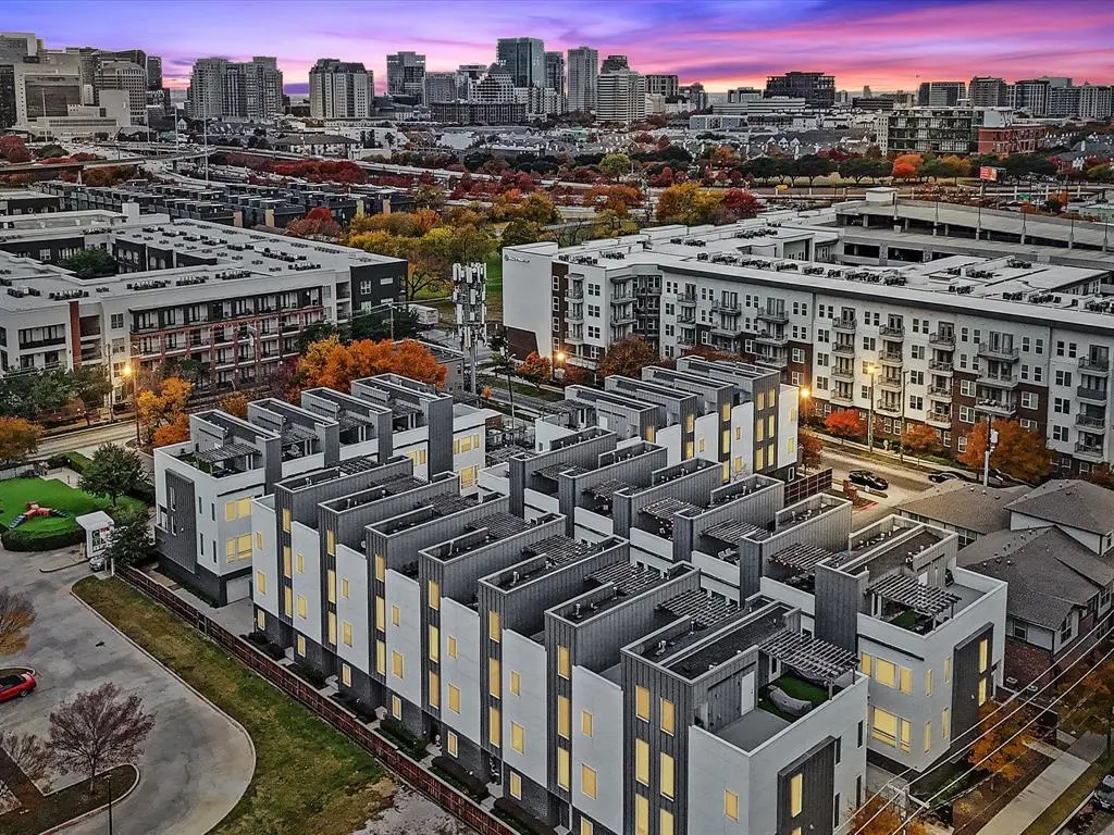 1771 McCoy Street #305, Dallas, TX 75204