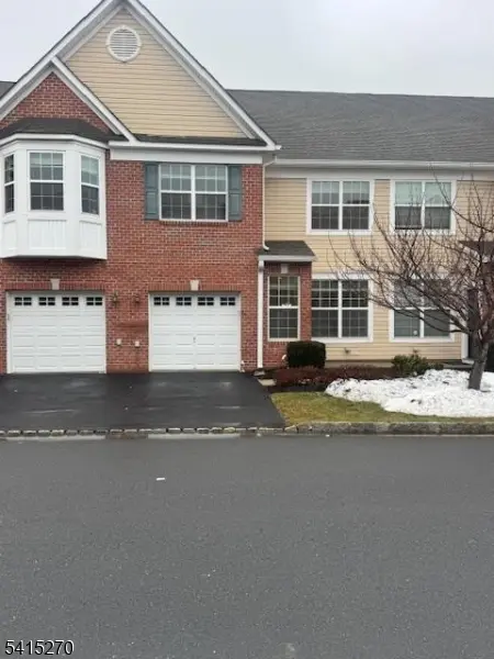 2421 Canterbury Ln, North Brunswick Twp., NJ 08902