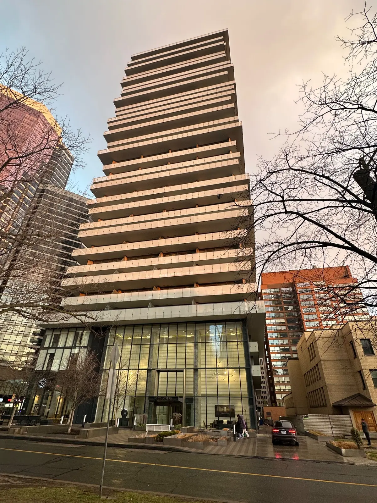 57 St Joseph ST #612, Toronto C01, ON M5S 0C5